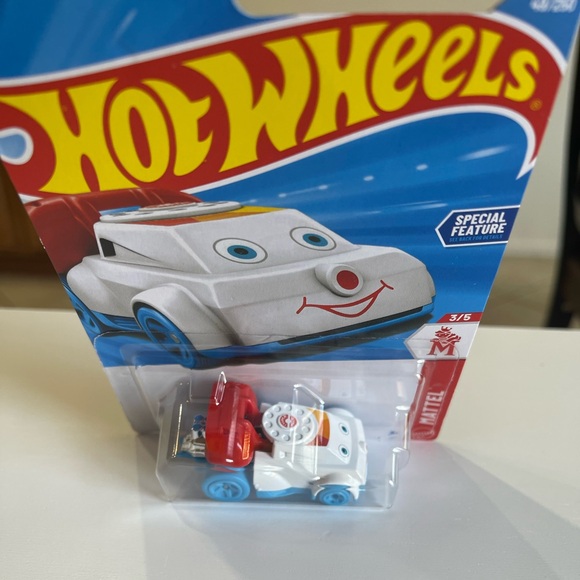 Hot Wheels Toy Story Car “Quick Chat” - Picture 5 of 5